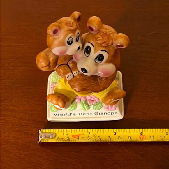 World’s Best Grandpa Ceramic Figurine. Made in Taiwan. - Picture 7 of 8